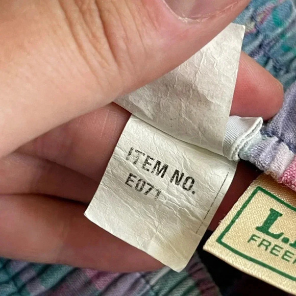 Vintage LL Bean Green Plaid Summer Shorts – Lightweight Hi-Waist w/ Tie & Pocket - Picture 7 of 13